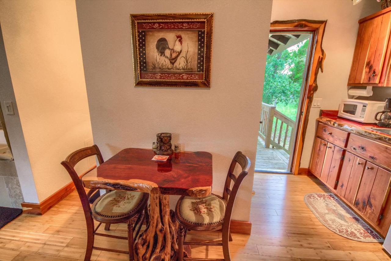 Cedar Bliss Cabin Villa Fredericksburg Kültér fotó